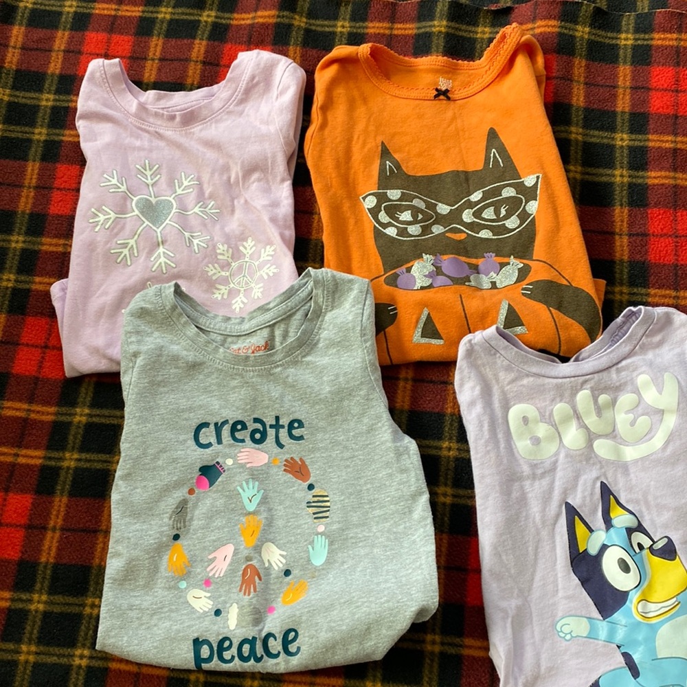 Long sleeve 3-4T shirts